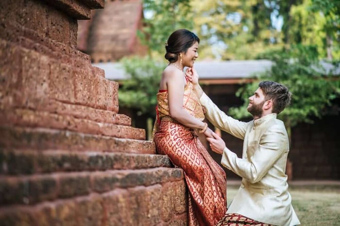 Marrying in Thailand