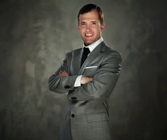 Occasions Which Are Appropriate for Wearing A Tailored Suit