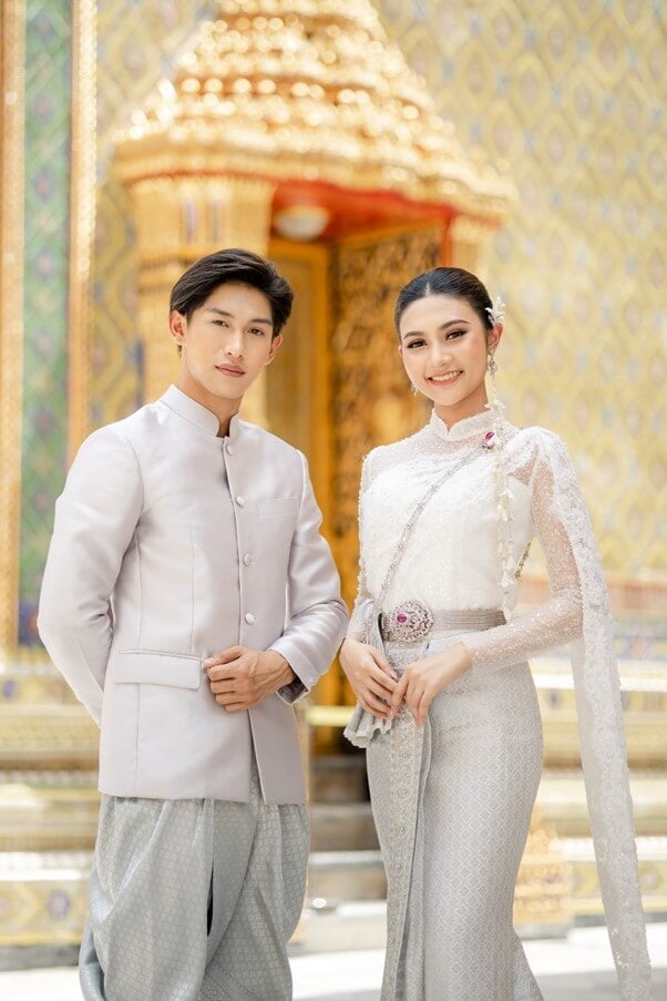 ร้านชุดแต่งงาน, ชุดไทยศิวาลัย