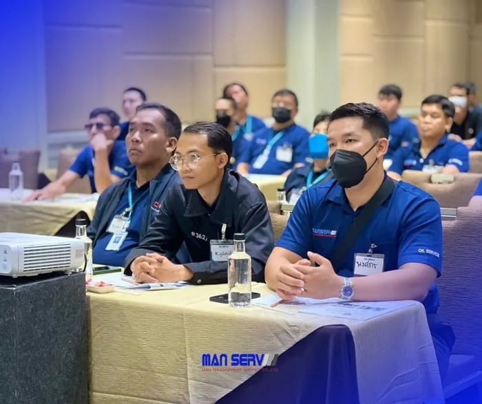 เมื่อวันที่ 30 มิถุนายน 2567 บริษัทจัดหาคนขับรถ Manserv ได้จัดอบรมประจำปีแก่พนักงานขับรถ เน้นย้ำการพัฒนาศักยภาพ เสริมทักษะ และความรู้ด้านกฎหมายจราจร เพื่อการขับขี่ที่ปลอดภัย มั่นใจ และสามารถนำไปประยุกต์ใช้ในงานได้จริงครับ