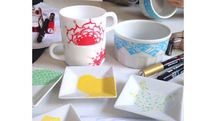 DIY Ceramic Mugs Painting with Posca Markers