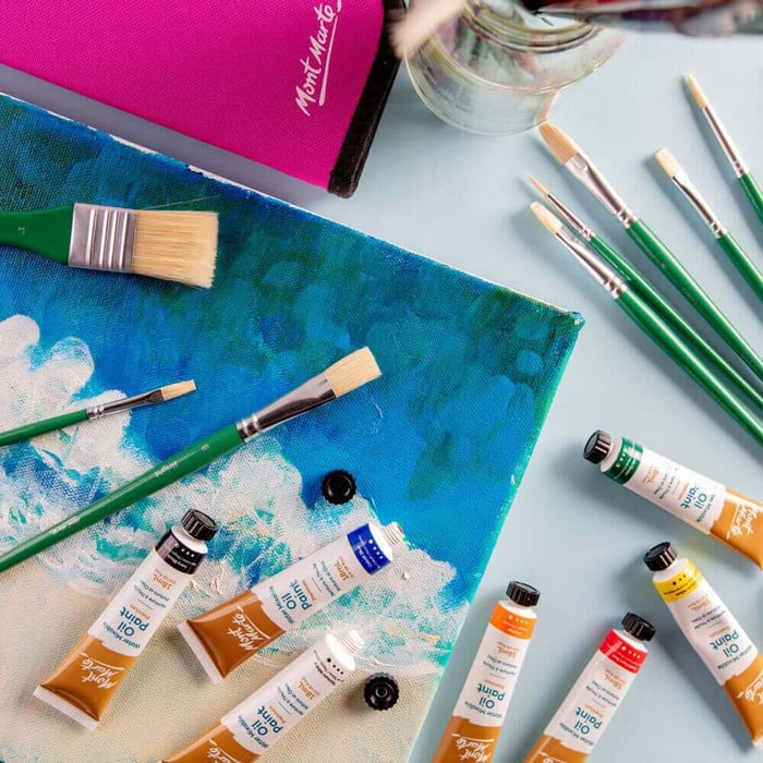 10 tips on oil painting for beginners - by Mont Marte