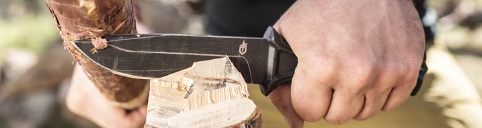 TitleComponent_2019_Knives_Strongarm