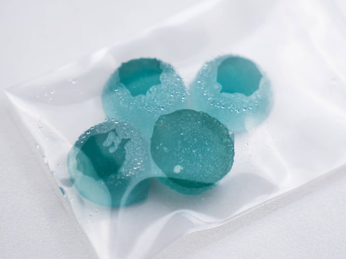 Why Are My Gummies Sweating and Sticky? Manufacturing Tips and Tricks
