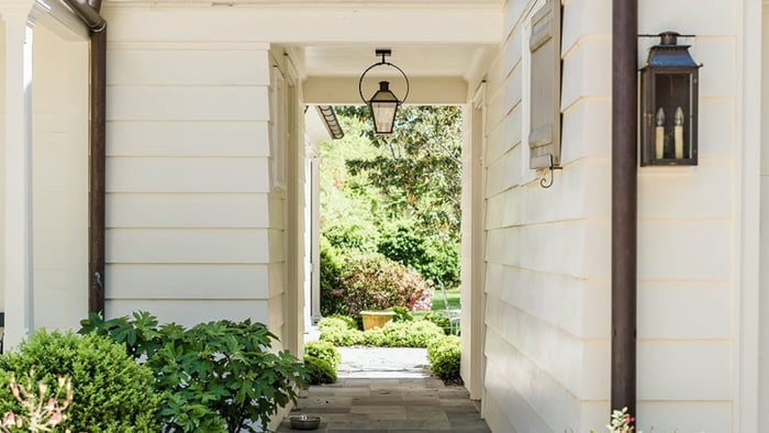 10 Must-Have Items to Get Your Space Ready for Spring