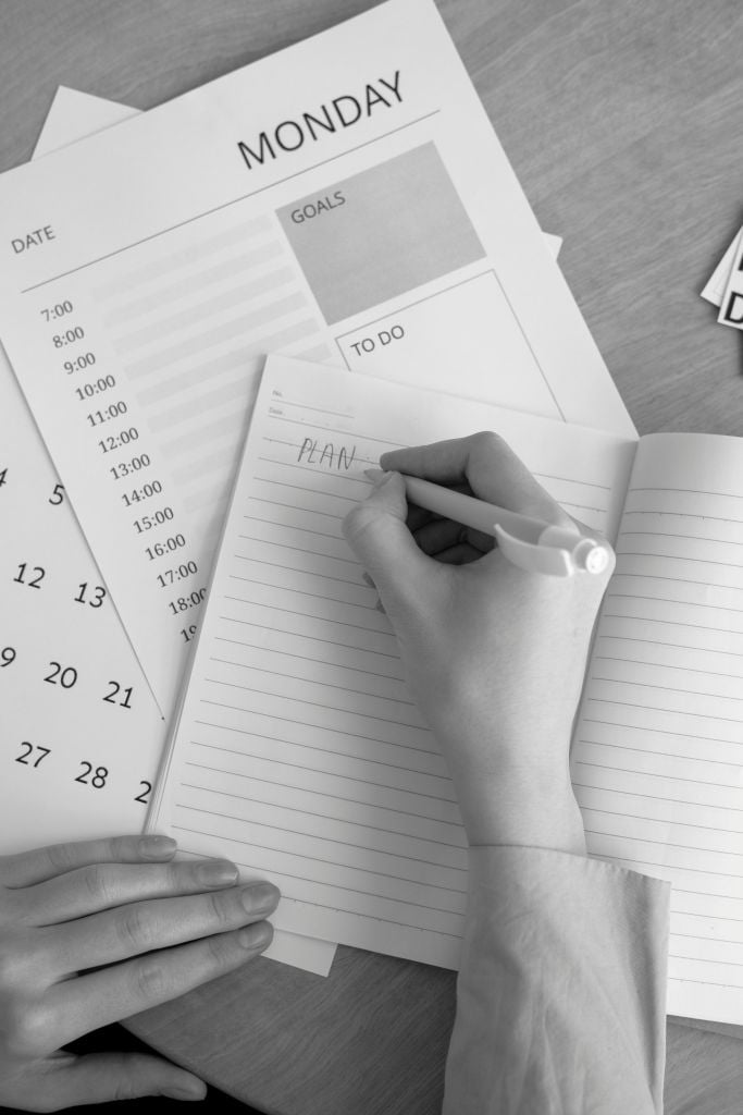 The Caregiver Guide – Daily Routines for Older Adults