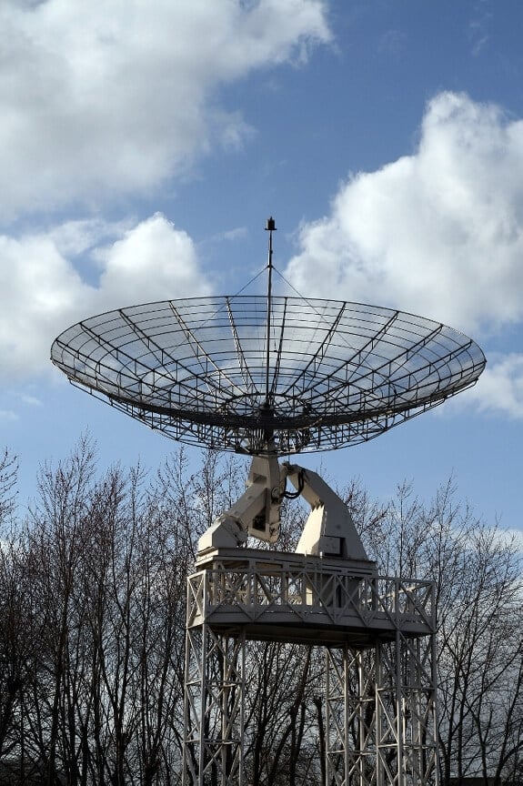 powered directional antenna