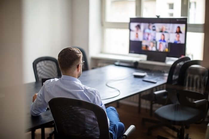 IT Problems with a Hybrid Workforce & How to Overcome Them