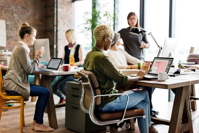 Meraki PoE Injectors: Powering Access Points and Cameras