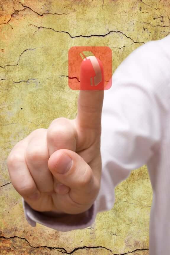 Hosted & Non-Hosted Phone Systems: What’s the Difference?