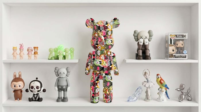 Top collectible figurine brands — Pop Mart Labubu, Bearbrick, KAWS, Funko, Lladro and Giant Sculptures