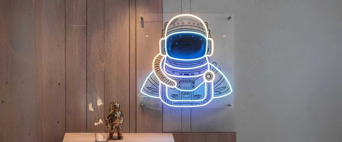 Why Handmade LED Neon Artwork Is the Must-Have Trend for Creative Spaces