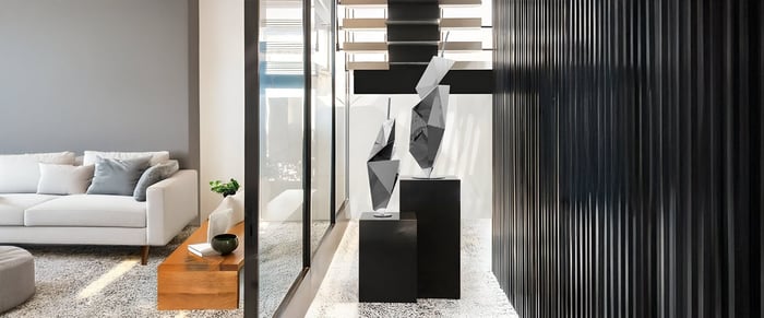 From Abstract to Precision: The Art Behind Geometric Sculptures