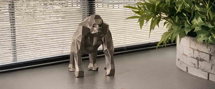 From Garden to Gallery: How to Choose the Perfect Gorilla Sculptures