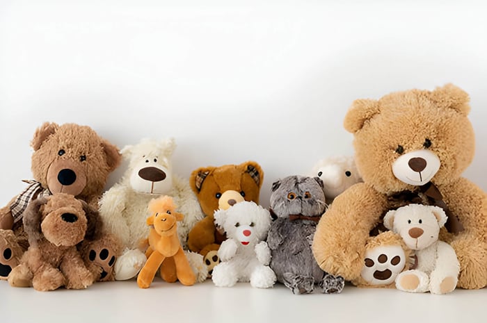 A selection of brown, grey and white teddy bears