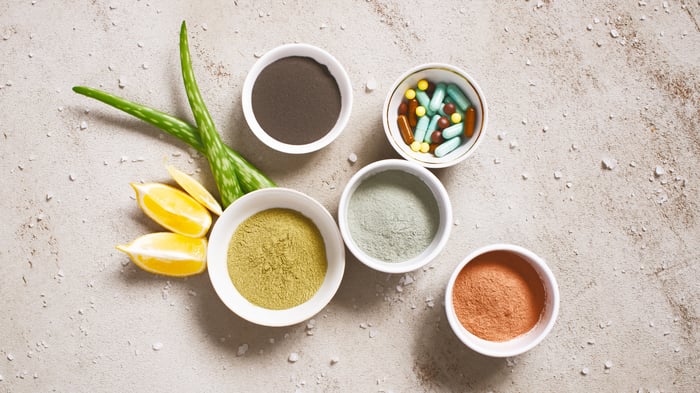 How Natural Supplements Compare to Hormonal Treatments