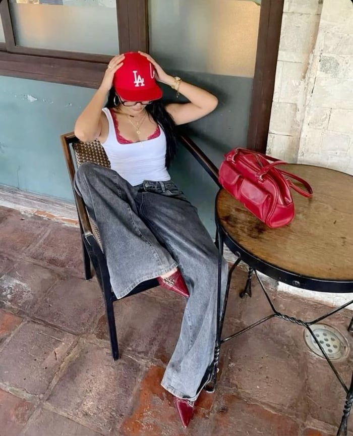 Streetwear fashion for women
