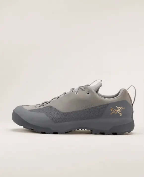 outdoor clothing brands