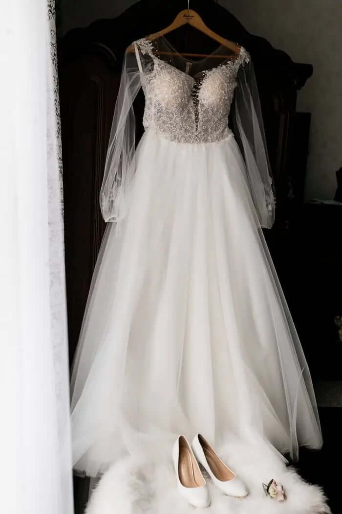 wedding dress 