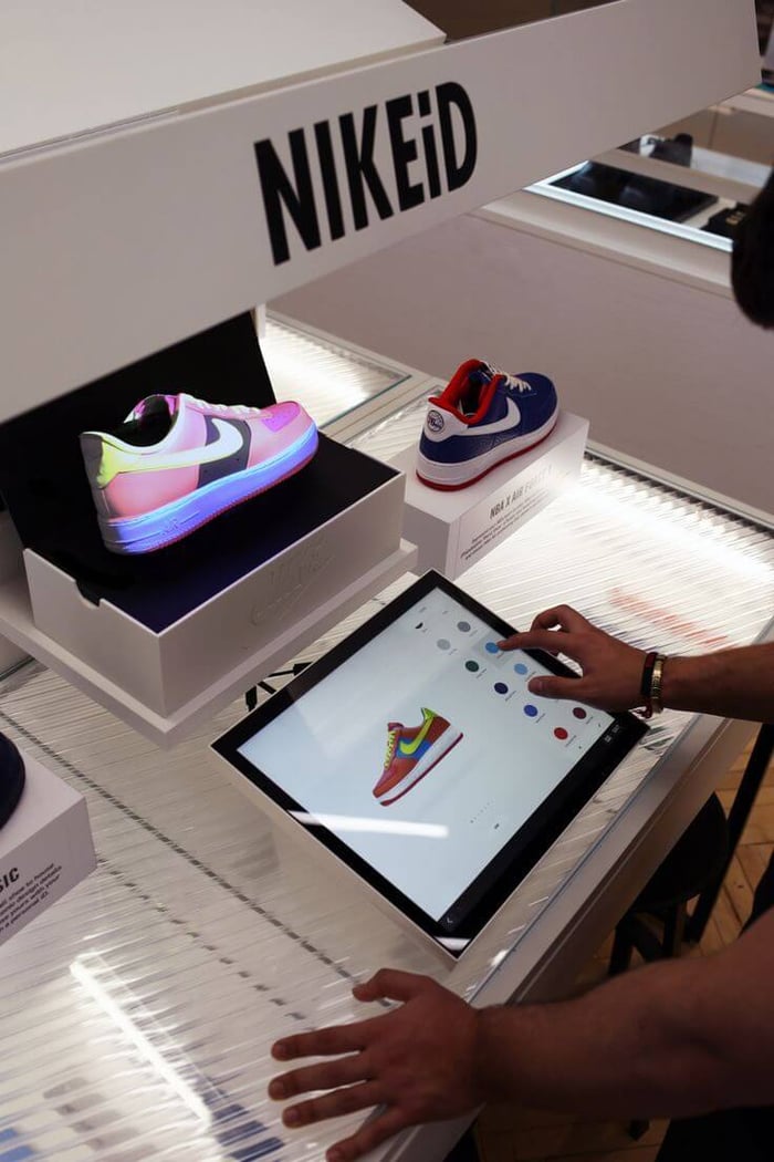 nike magic mirror