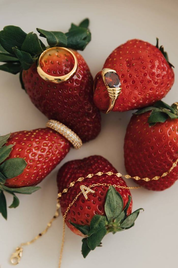 jewelry photo