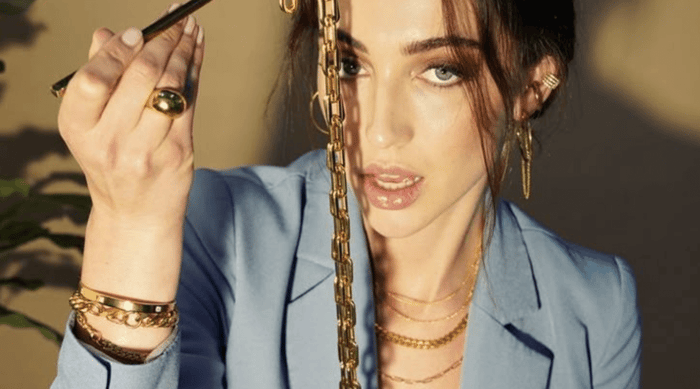 The Ultimate Guide to Styling Clover Jewelry: Why It’s Trending