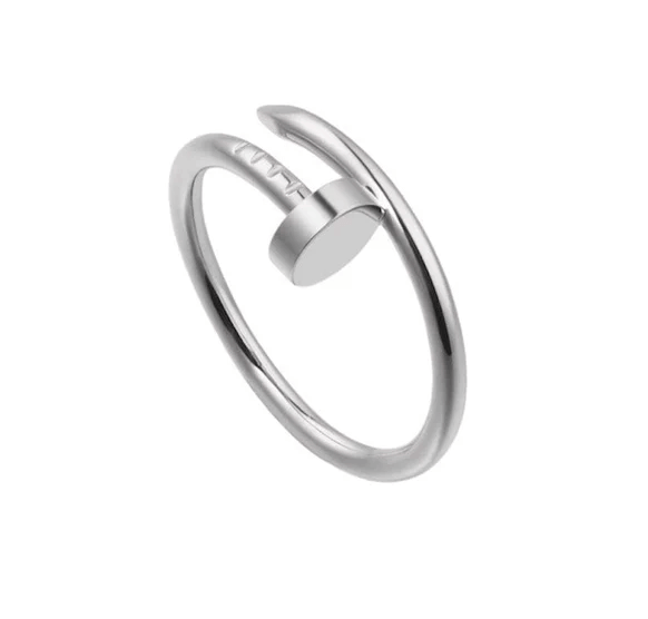 Ermoleve Nail Ring