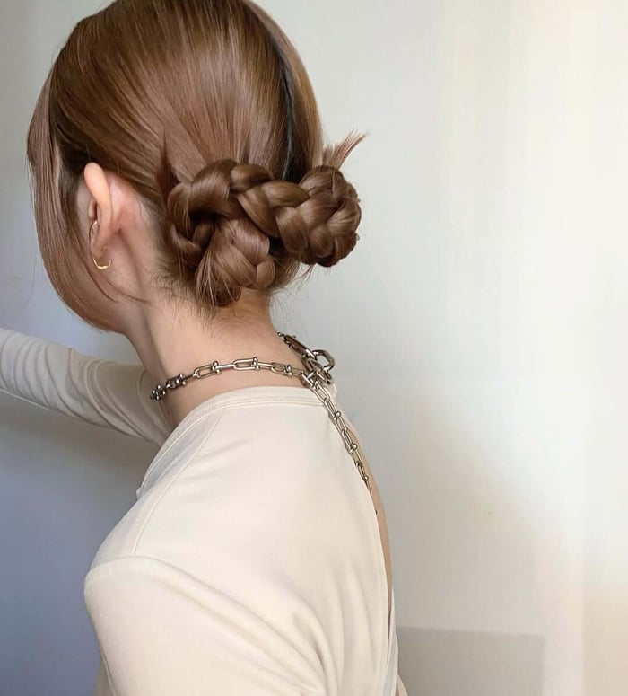 Whether you're naturally fair or have warmer undertones, Mocha Mousse hair color will make your complexion pop.