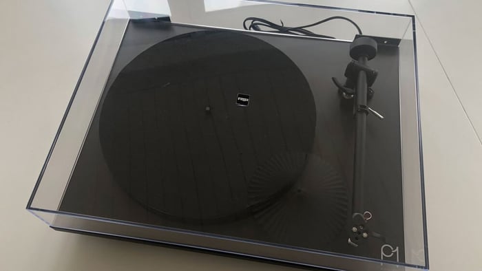 Rega Planar PL1 top view