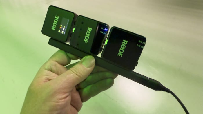 RØDE Wireless Go Gen 3 charging setup