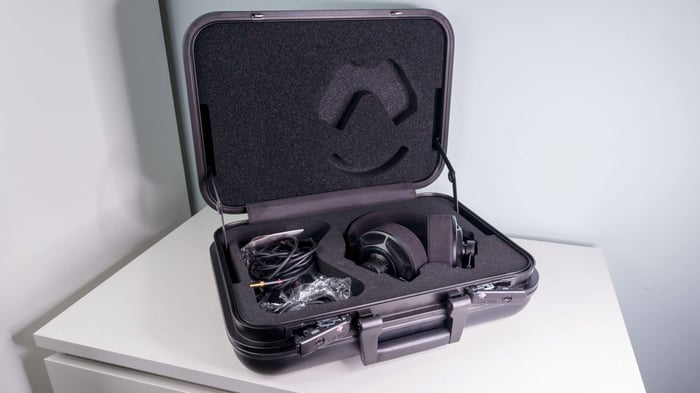 Final D8000 DC Hard Case