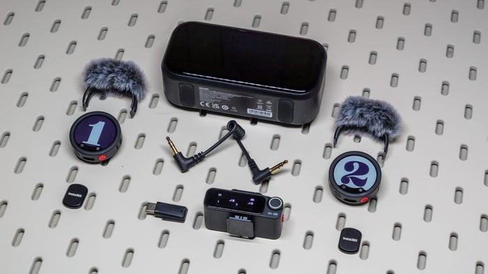 Complete Insta360 Mic Pro Kit
