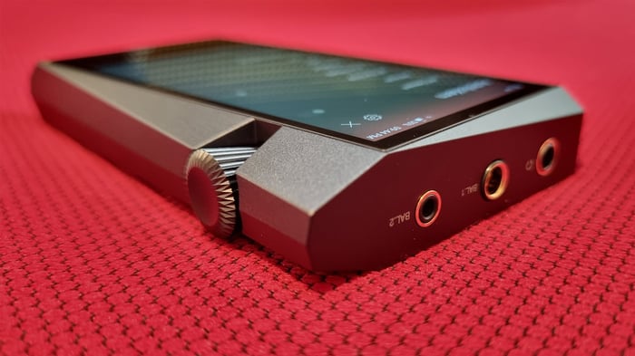 Astell & Kern A&norma SR35 angled view