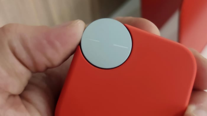 Smart Dial on CMF Buds Pro 2 charging case