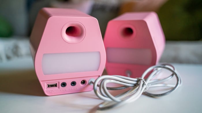 Edifier G2000 speakers on a desk