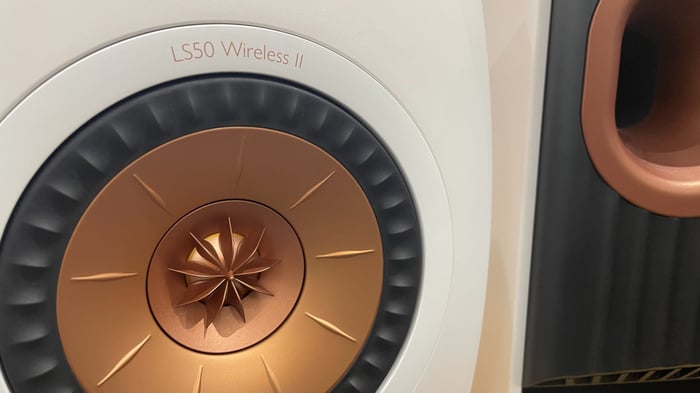 Close-up of Uni-Q driver on KEF LS50 Wireless II