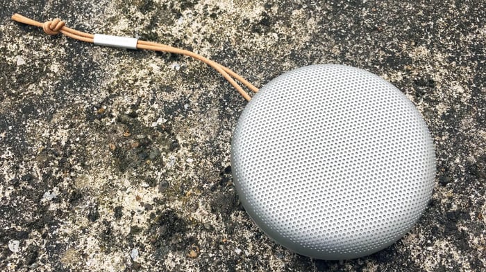 Stereo pairing option on Bang & Olufsen Beosound A1 2nd Gen