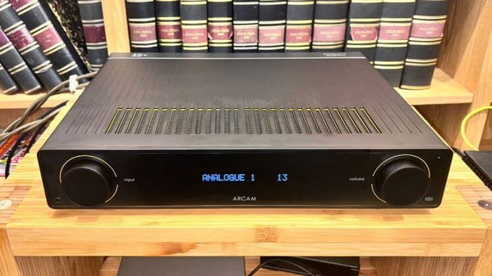 Arcam A5+ Integrated Stereo Amplifier