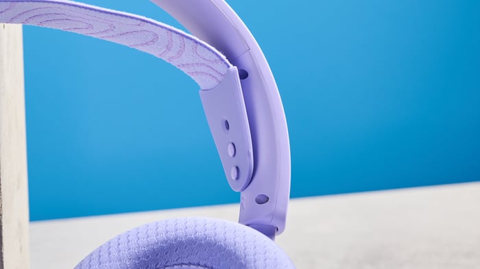Multipoint connectivity with Arctis Nova 3 Wireless