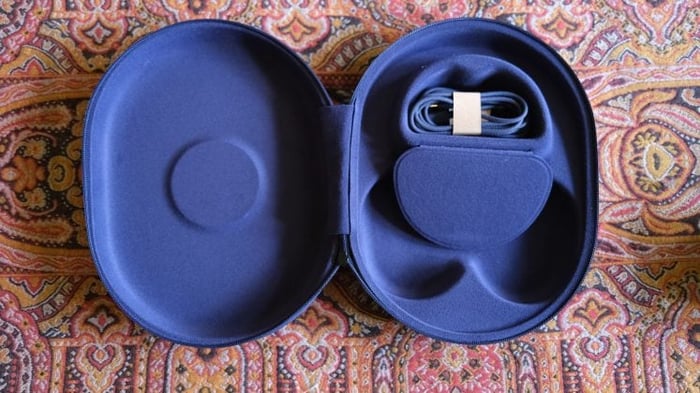 Cambridge Audio Melomania P100 SE ANC controls
