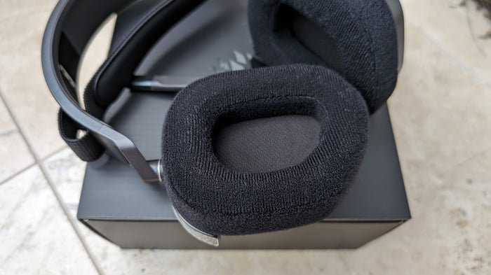 The Corsair HS80 Max Wireless delivers sound and style for gamers without a premium price tag.