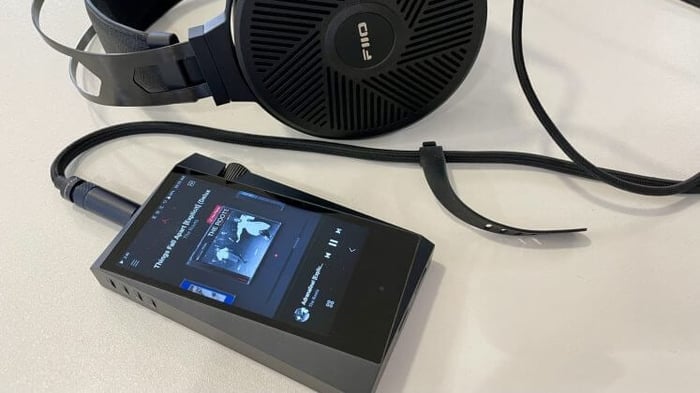 Astell & Kern A&norma SR35 with FiiO FT5