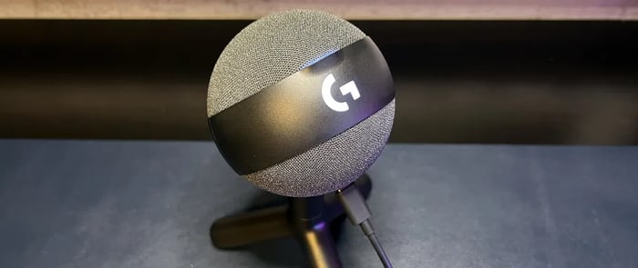 Logitech Yeti Orb-2
