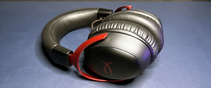HyperX Cloud III-2