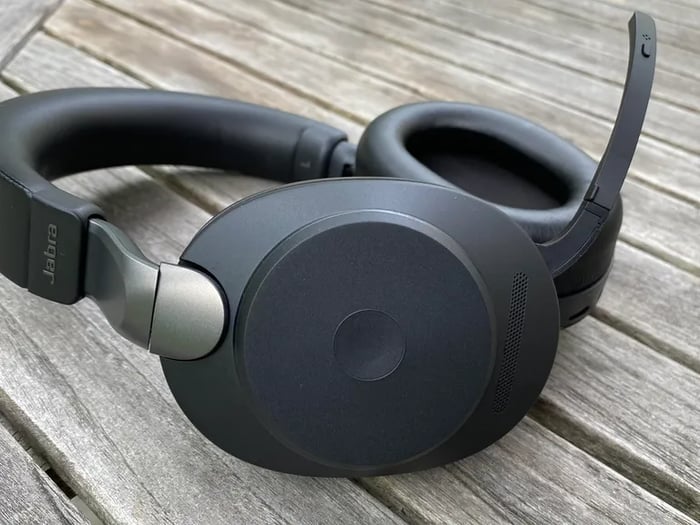 High-end headset with superb call features and long battery life