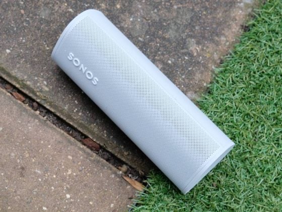 Sonos Roam closeup