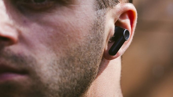 Cambridge Audio Melomania A100 headphones deliver lossless sound with LDAC and Class AB amplifiers.