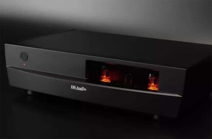 DS Audio TB-50 tube phono preamp