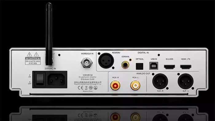 The internal craftsmanship of the Shanling EH90 reflects its high-end engineering.