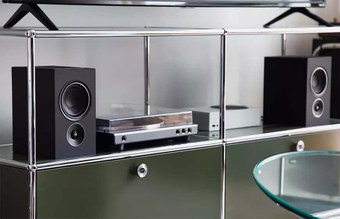 PSB iQ1 drivers and speaker details